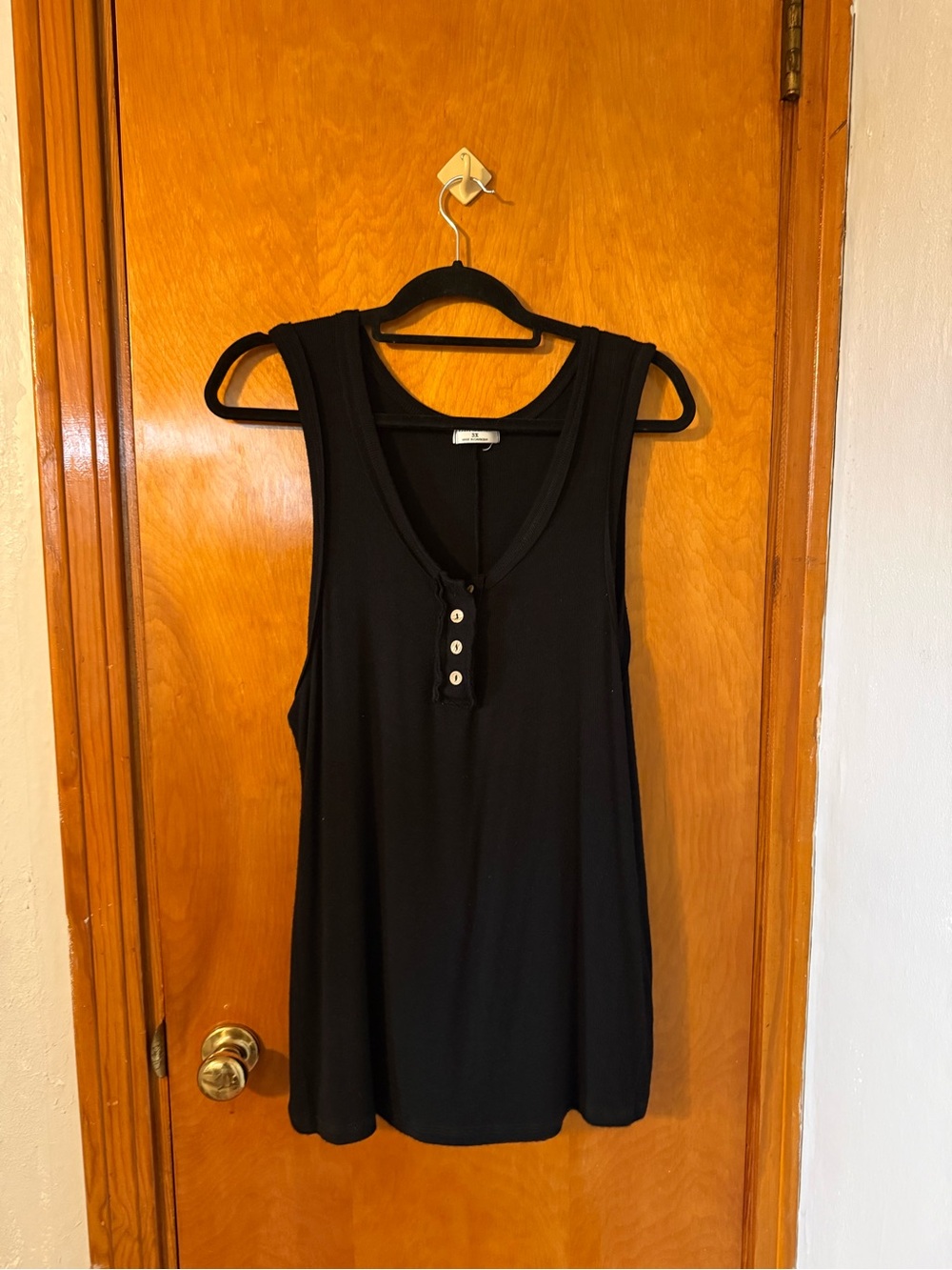 Zenana Outfitters Black Sleeveless Henley Tank